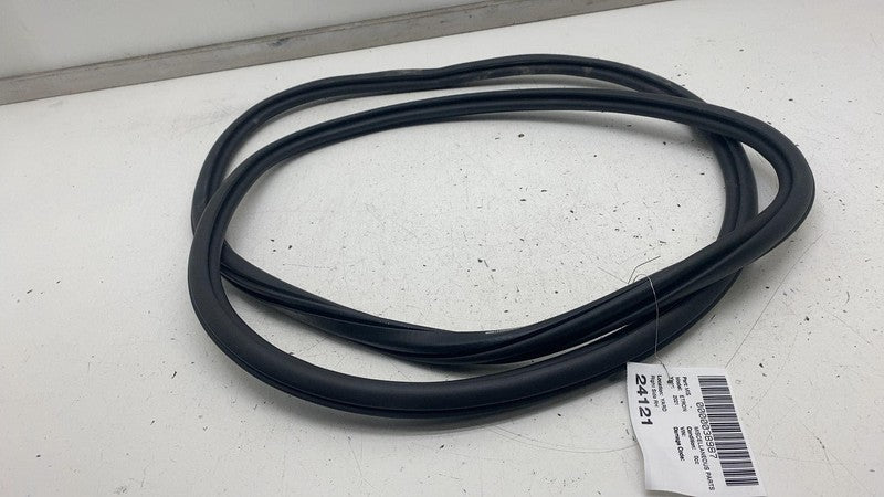 4KE833721 ⭕ 19-23 Audi E-Tron Quattro Rear Right Body Weathership Rubber Seal 4KE833721