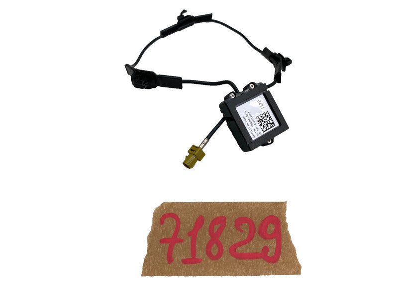 105025600C ⭕ 2012-2025 Model S Satellite Radio AM FM Amplifiers Antenna Module 1050256-00-C