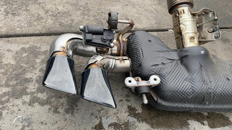 ⭕ 2022-2024 Chevrolet Chevy Corvette 6.2 V8 Exhaust System Rear Muffle