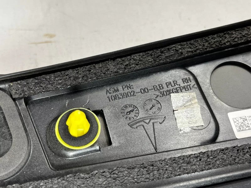 109231298F ⭕16-20 Tesla Model X Right B-Pillar Applique Trim Molding w/ Camera 1092312-98-F