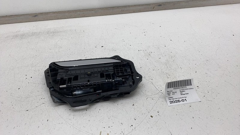 2012-2015 Tesla Model S MS Rear Passenger Side Exterior Door Handle Outer Right