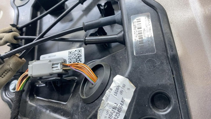 ⭕ 17-24 Chrysler Pacifica Rear Passenger Side Door Shell Panel Right G