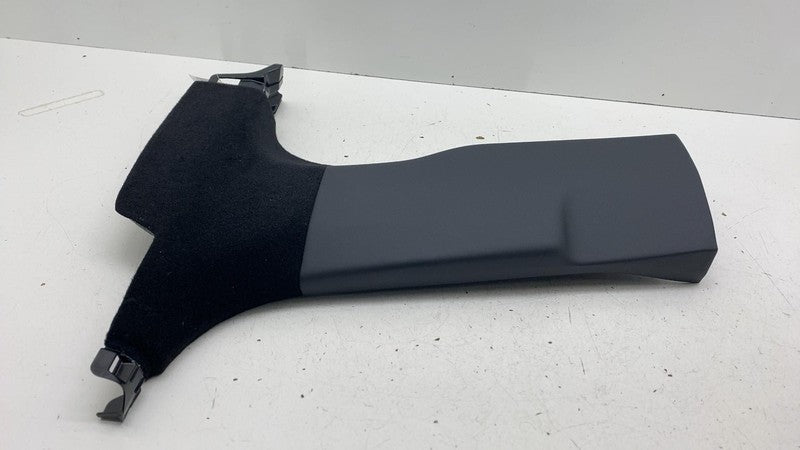 ⭕ 25-26 Tesla Model Y Front Left Side B-Pillar Lower Interior Trim 194