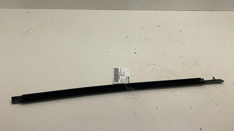 ⭕ 2023-2024 Toyota Prius Front Left Window Door Weatherstrip Seal Belt