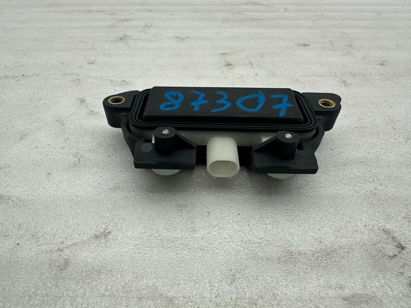 ⭕ 2012-2023 Tesla Model S Rear Trunk Tailgate Hatch Liftgate Handle w/ Surround