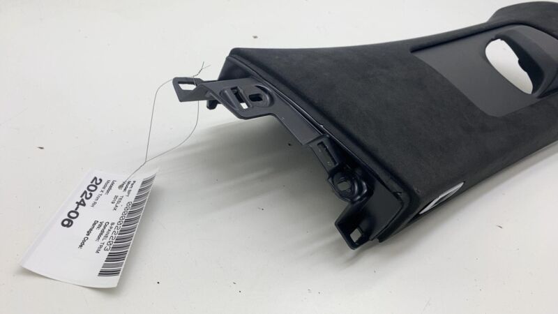 103595494D ⭕16-20 Model X Passenger Side B-Pillar Upper Trim Cover Panel Right 1035954-94-D