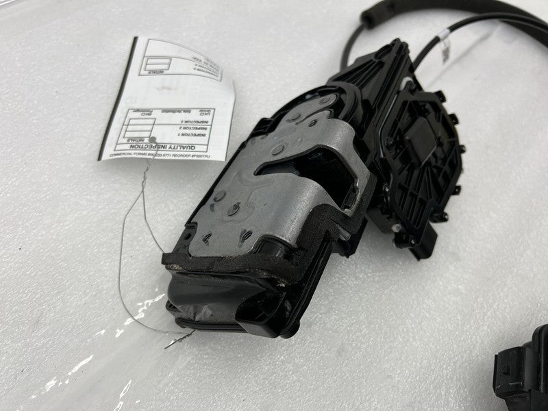 P11 C64040 03 ⭕22-24 Air Grand Touring Rear Passenger Side Door Lock Latch Right P11-C64040-03