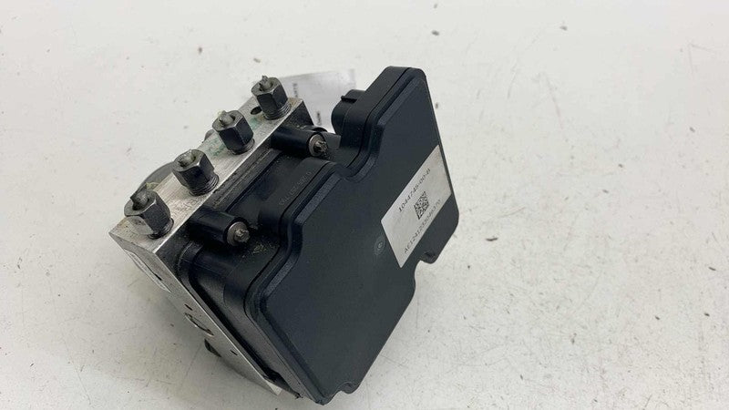 ⭕ 20-24 Tesla Model Y Anti-Lock Brake System ABS Pump Module Unit 1044
