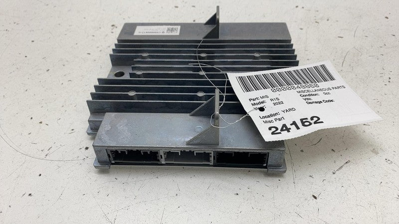 C500000617G 2022-2024 Rivian R1T R1S Driver Left Dash Gateway VDM Control Module C500000617G