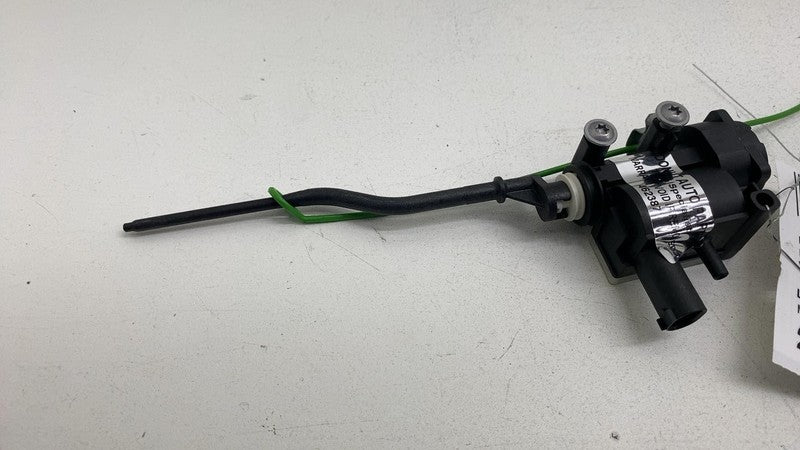 985 879 04 ⭕ 2011-2016 Mini Cooper Countryman S Fuel Door-Lock Gas Tank Actuator 985 879-04