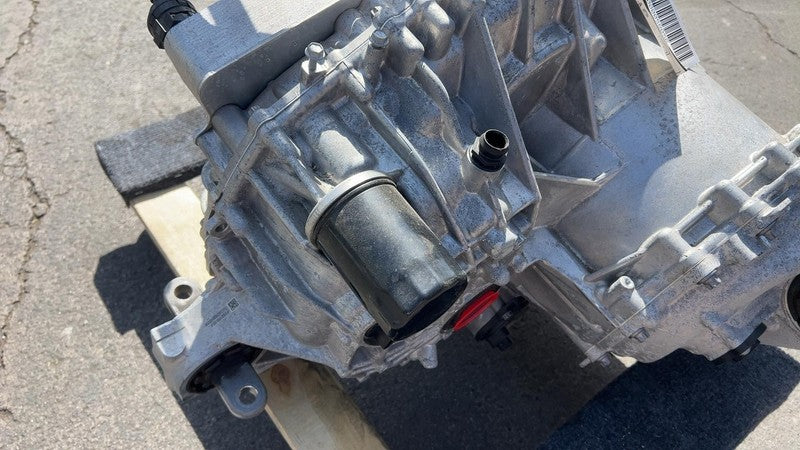 24 25 Tesla Cybertruck Rear Dual Motor / Front Tri-Motor Drive Unit 19