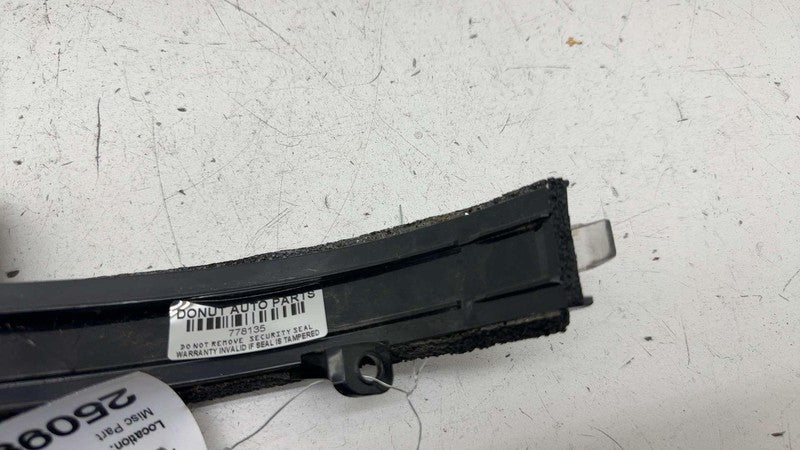 ⭕ 2025 Chrysler Pacifica Passenger Side Turn Signal LED Assembly Right