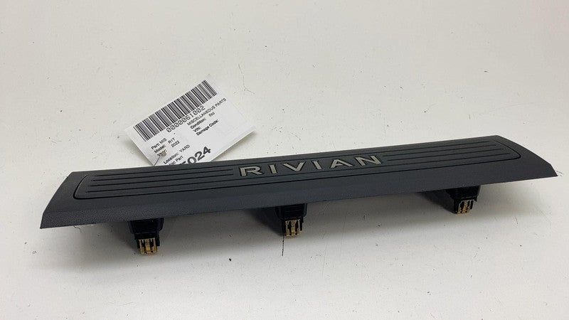 PT00001390 ⭕ 2022-2024 Rivian R1T Front Right or Left Door Sill Scuff Plate OEM PT00001390