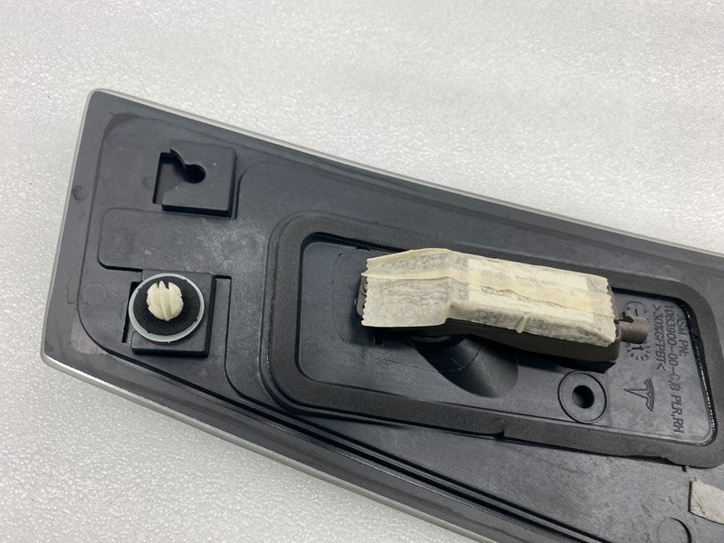 109230700G ⭕ 2016-2020 Tesla Model S Right B-Pillar Glass Applique w/ Camera 1092307-00-G