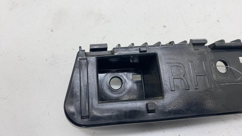 ⭕ 17-23 Model 3 Rear Right Bumper Taillamp Taillight Mount Bracket 108