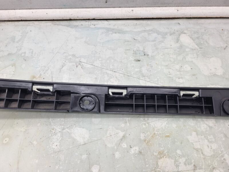 6007724-00-C 2012-2023 Tesla Model S Rear Body Attachment Bumper Center Support Bracket Facia