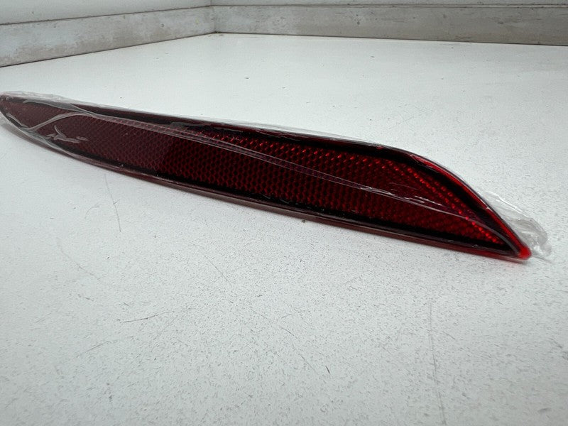 149581800C ⭕ 20-24 Model Y Rear Right Bumper Tail Light Reflector Reflex Lamp 1495818-00-C