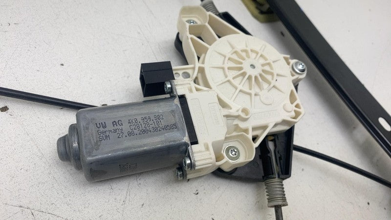 4KE837462 ⭕ 2019-2023 Audi e-Tron Front Side Door Window Regulator & Motor Right 4KE837462