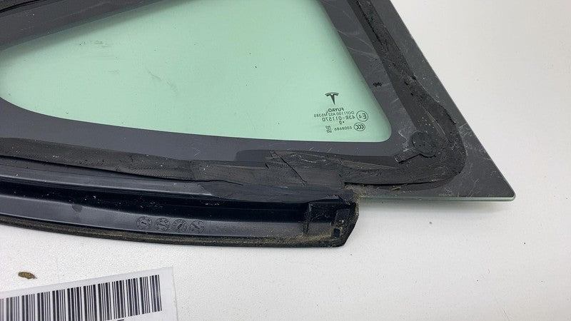1514978 00 2017-2020 Tesla Model 3 M3 Rear Driver Side Corner Window Quarter Glass Left LH