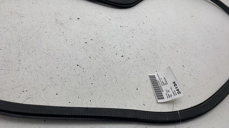 ⭕ 2017-2023 Chrysler Pacifica Front Passenger Right Door Body Weatherstrip Seal