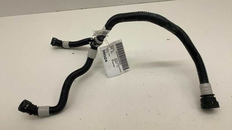 PT00061707D ⭕22-24 R1T R1S Drive Unit Motor Engine Powertrain Pump Coolant Hose PT00061707-D