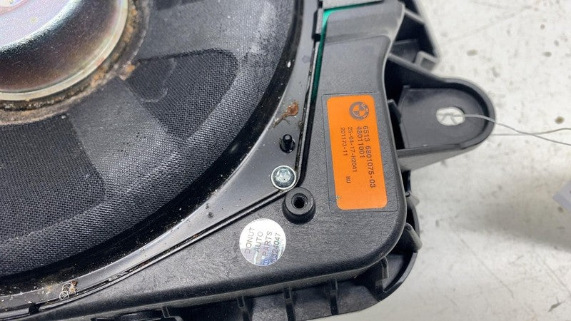 ⭕ 2017-2023 BMW 540i Left Side Center Subwoofer Audio Speaker LH 65136