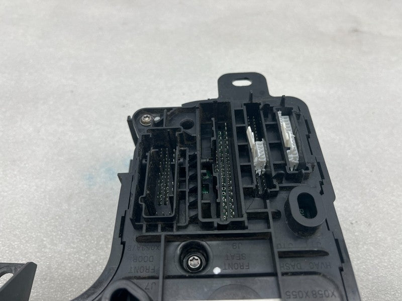 ⭕ 20-24 Model Y Front Right Body Controller ECU (5-Seat Type) Gen 3 16