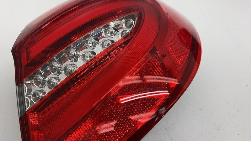 ⭕13-14 Mercedes-Benz B Electric Drive Rear Right Outer Tail Light RH A
