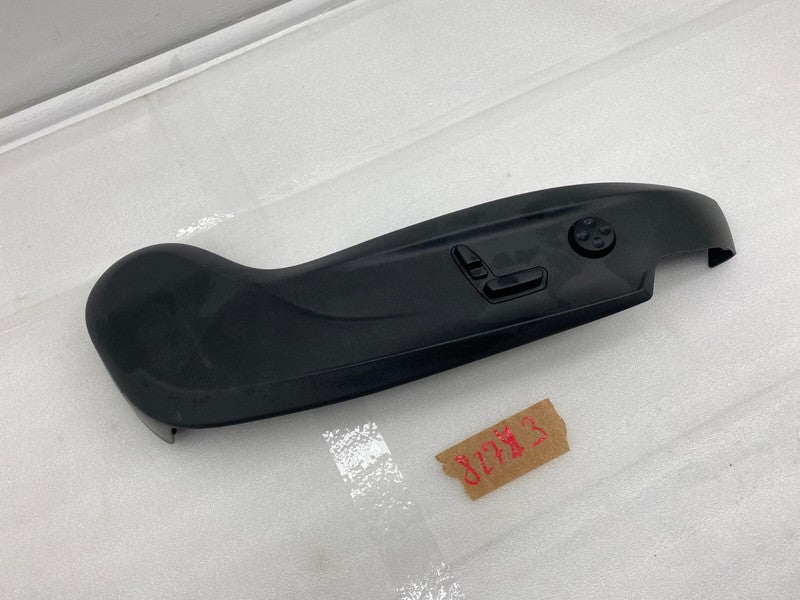 AG130872A ⭕ 2012-2015 Tesla Model S Front Right 1st Row Seat Control Switch & Trim Panel
