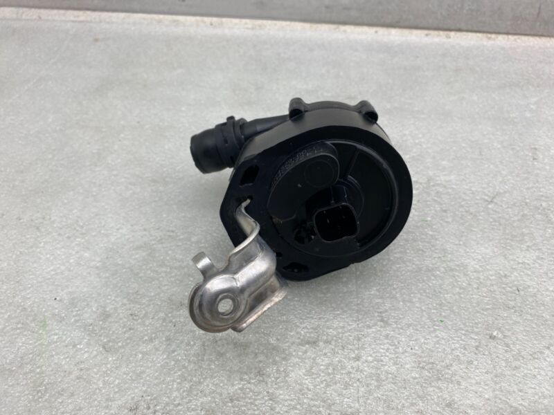 2016 2017 2018 2019 2020 Tesla Model X MX Auxiliary Coolant Water Cooling Pump