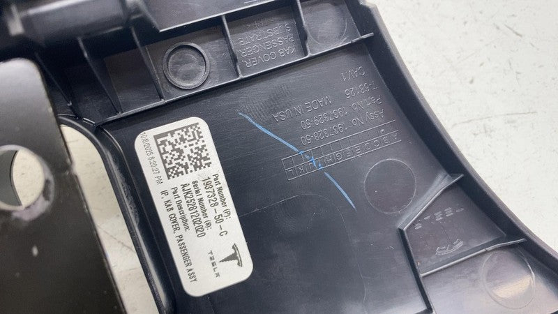 ⭕ 2025-2026 Tesla Model Y Juniper Right Passenger Side Knee Airbag 107