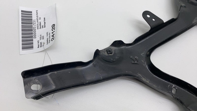 2024 Tesla Cybertruck Rear Passenger Diffuser Mount Bracket Right 1807