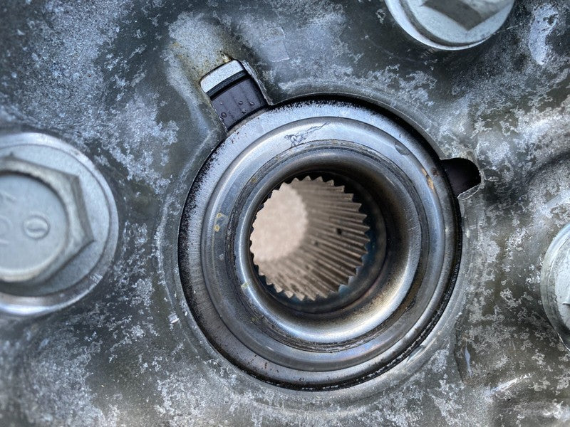 107216100A ⭕ 16-20 Model S X Rear Right Spindle Knuckle w/ Hub & Dust Shield 1072161-00-A