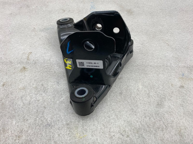 1110233 00 C ⭕ 2017-2023 Tesla Model 3 M3 Front Left Side Drive Unit Motor Mount 1110233-00-C