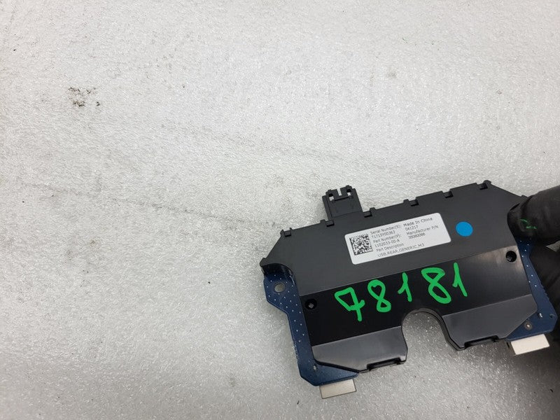1102033 00 A ⭕ 2017-2022 Tesla Model 3 Rear USB/AUX Control Unit Hub Module OEM 1102033-00-A