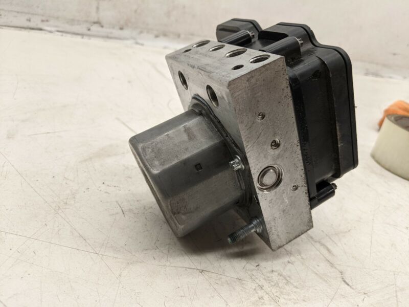 6006363-00-D ⭕ 12-15 Tesla Model S ABS Anti-Lock Pump Hydraulic Control Module 6006363-00-D