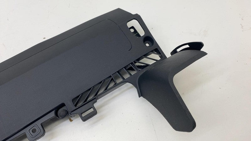 107782500D ⭕2020-2024 Tesla Model Y Front Left Lower Knee Safety Airbag Module 1077825-00-D