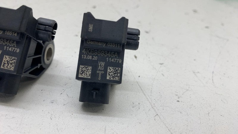 4KE959345A ⭕ 2019 2020 2021 2022 Audi e-Tron Gen SRS Impact Sensor Assembly 4KE959345A (x5)