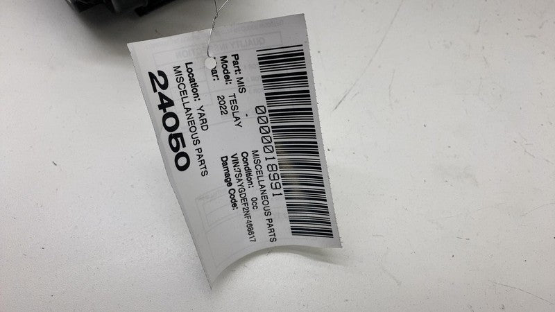 ⭕ 20-23 Tesla Model Y Front Right 1st Row Seat Belt and Retractor 1493