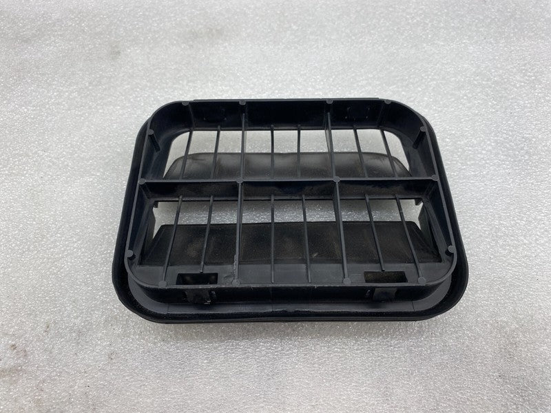2F2A B280B62 AB ⭕ 12-20 Tesla Model S Rear Quarter Panel Rubber Flap Extractor Air Vent Grille