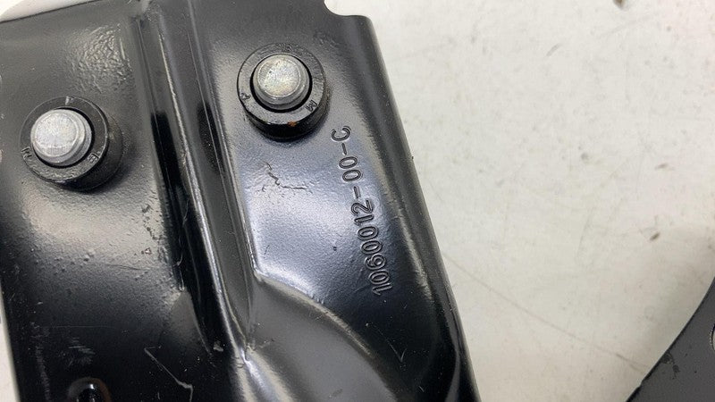 ⭕ 16-20 Model X Rear Left/Right Trunk Floor Tie Down Hook 1060012-00-C