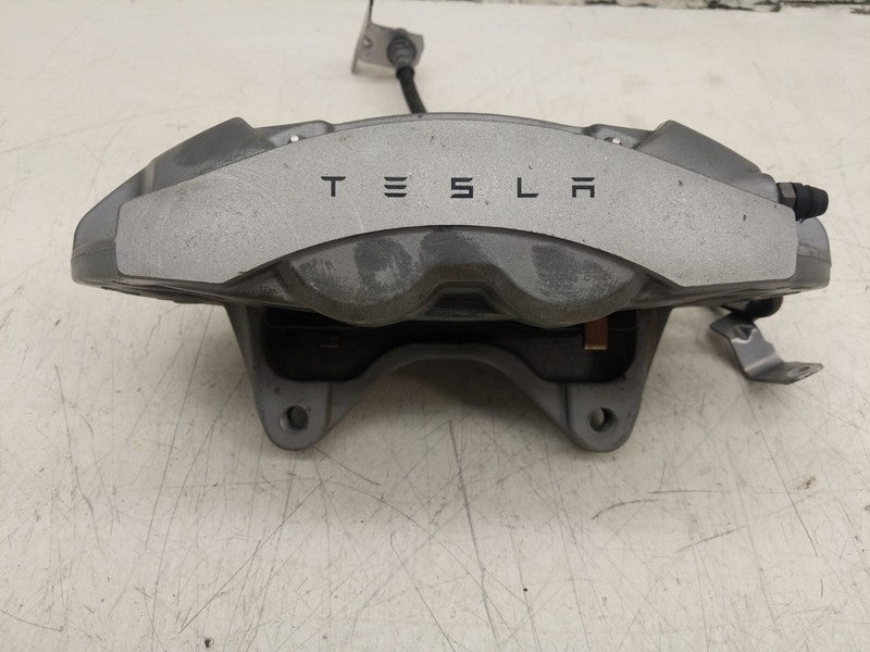1044622 00 E ⭕ 2017-2023 Tesla Model 3 Front Right Caliper w/ Brake Hose Line RH 1044622-00-E