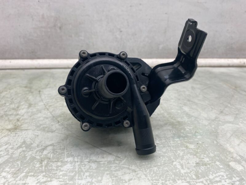 2016-2020 Tesla Model S MS Electric Auxiliary Coolant Water Pump w/ Bracket Assy
