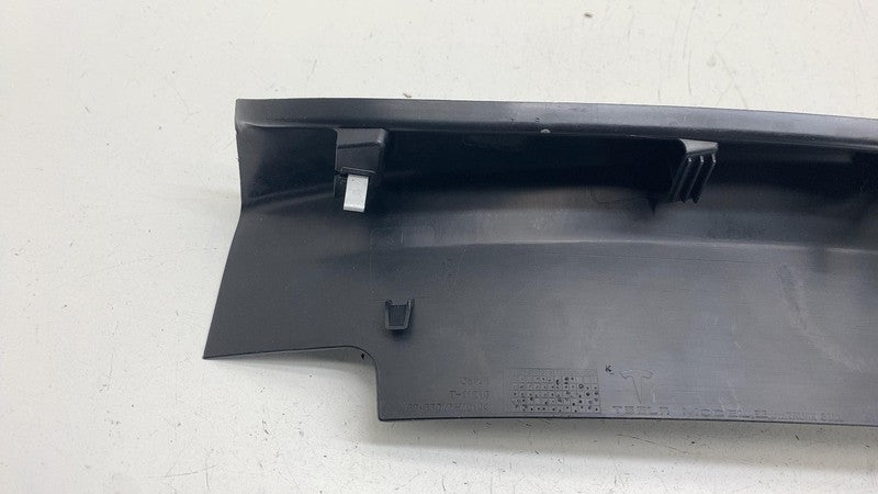 1086315 ⭕17-23 Tesla Model 3 Rear Trunk Garnish Sill Trim Cover Scuff Panel 1086315-00-G