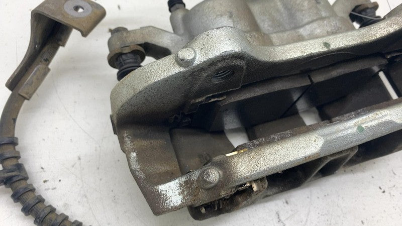 ⭕ 2017-2020 Chrysler Pacifica Front Driver Side Left Brake Caliper (Dual Piston)