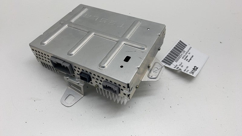 150715200A 2020-2024 Tesla Model Y MY Radio Audio Sound System AMP Amplifier Assembly OEM