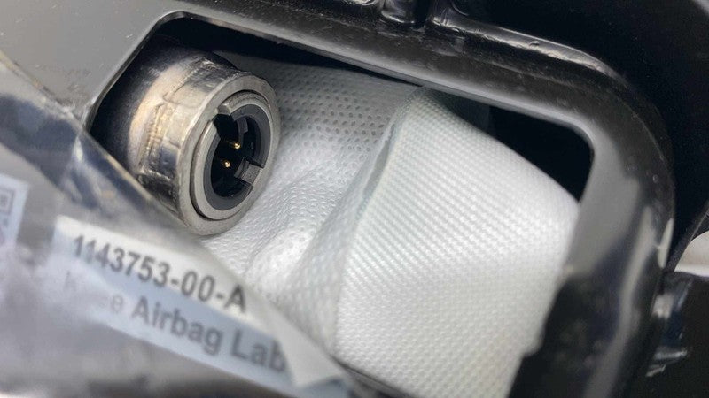 ⭕ 20-24 Model Y Front Driver Lower Knee Safety Airbag Module Left 1077