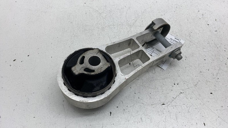 68237968AD 2017-2024 Chrysler Pacifica Rear Engine Lower Torque Strut Mount Support Assy