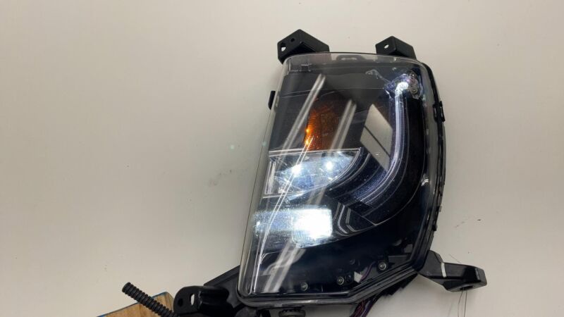 600591300F 2012-2020 Tesla Model S Front Driver Side LED Fog Light Cornering Lamp Left Assy