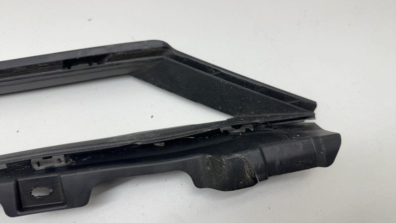 9Y0807675C ⭕ 2024 Porsche Cayenne Front Left Lower Bumper Grille Air Guide LH 9Y0807675C